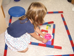 Červeno-modré tyče - labyrint